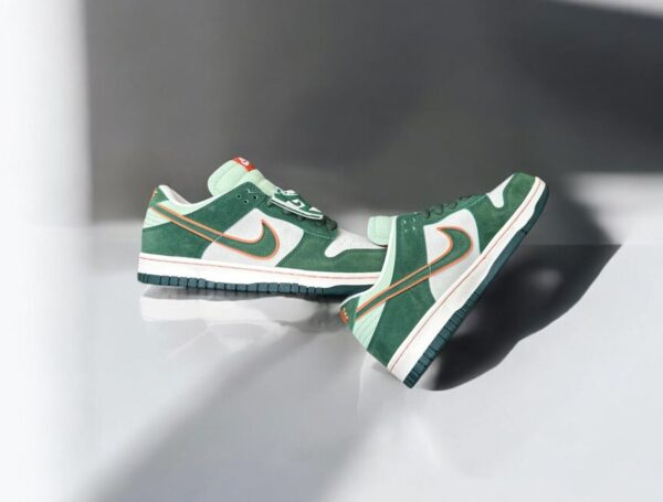 NIKE SB DUNK LOW x OTOMO KATSUHIRO GREEN