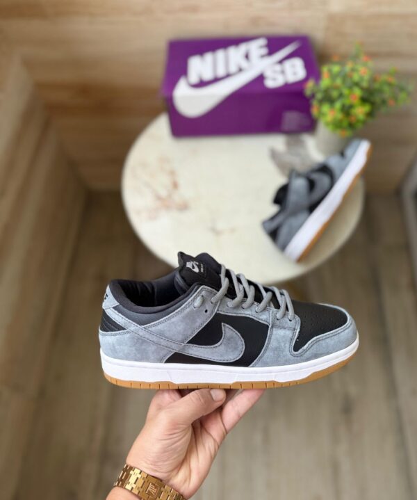 NIKE SB DUNK DARK GREY
