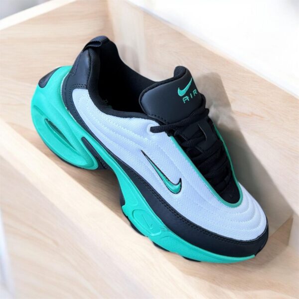 NIKE AIRMAX PORTAL TRAINERS