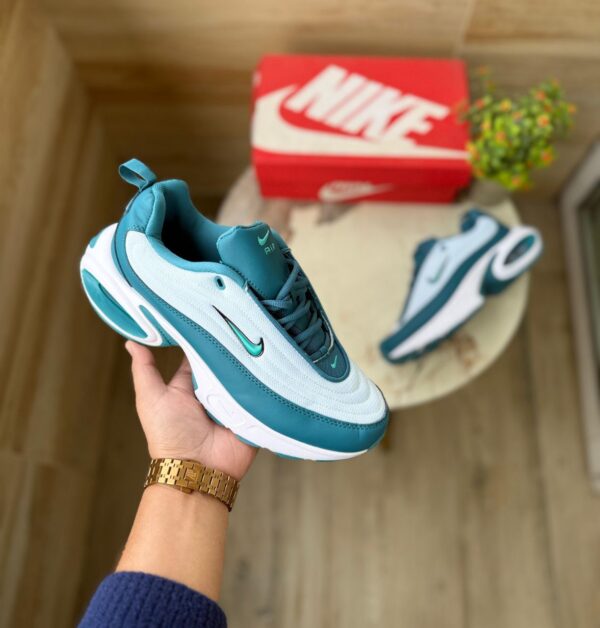 NIKE AIRMAX PORTAL TRAINERS