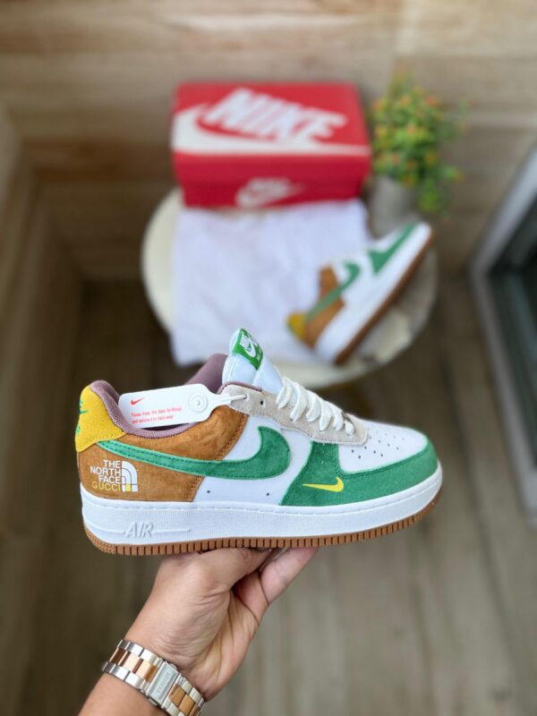 NIKE AIRFORCE NORTH FACE GUCCI