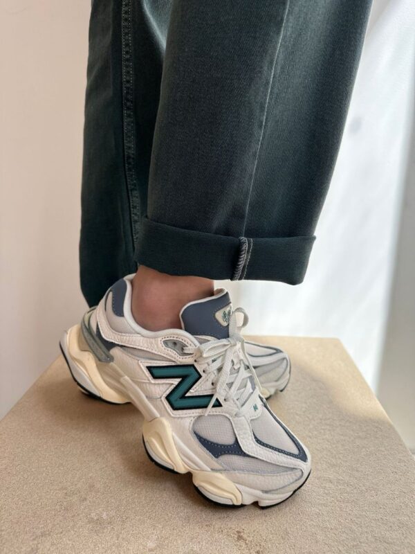 NEW BALANCE 9060 WHITE SILVER