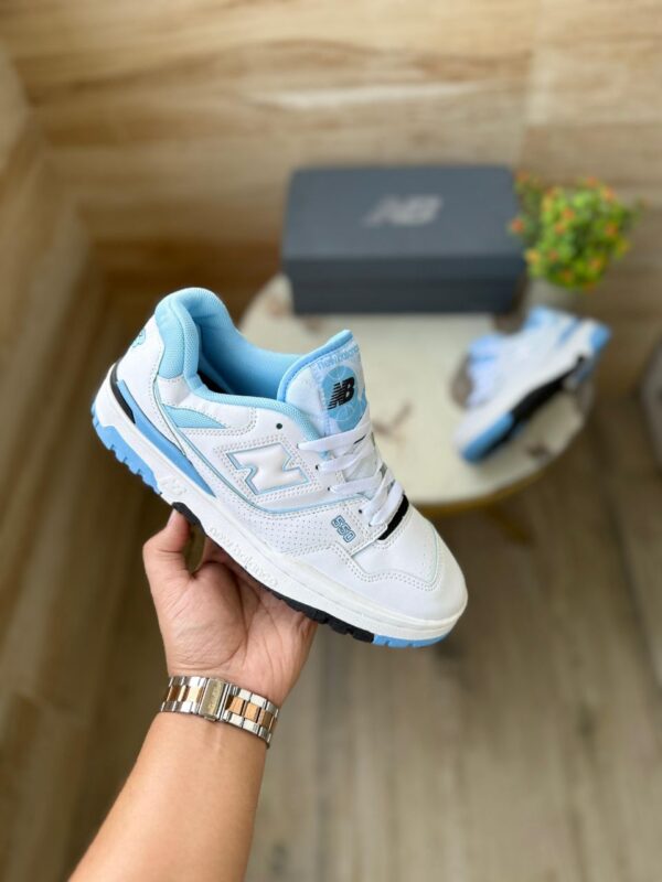 NEW BALANCE 550 UNC