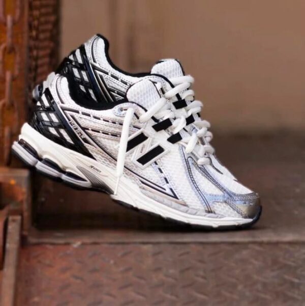 NEW BALANCE 1906 WHITE GOLD