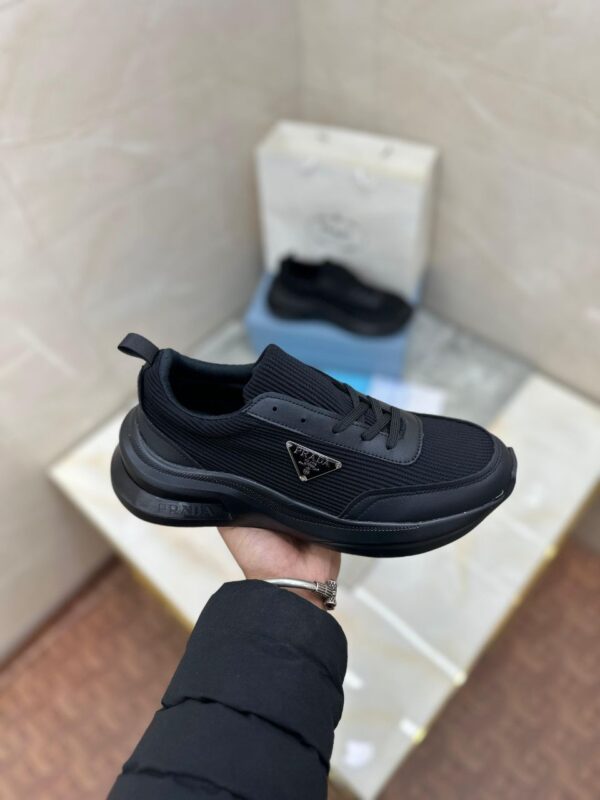 PRADA MILANO SNEAKER