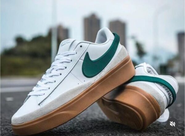 NIKE BLAZER PHANTOM LOW