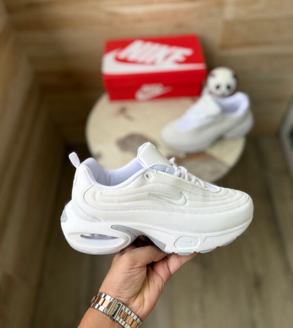 NIKE AIRMAX PORTAL TRAINERS WHITE