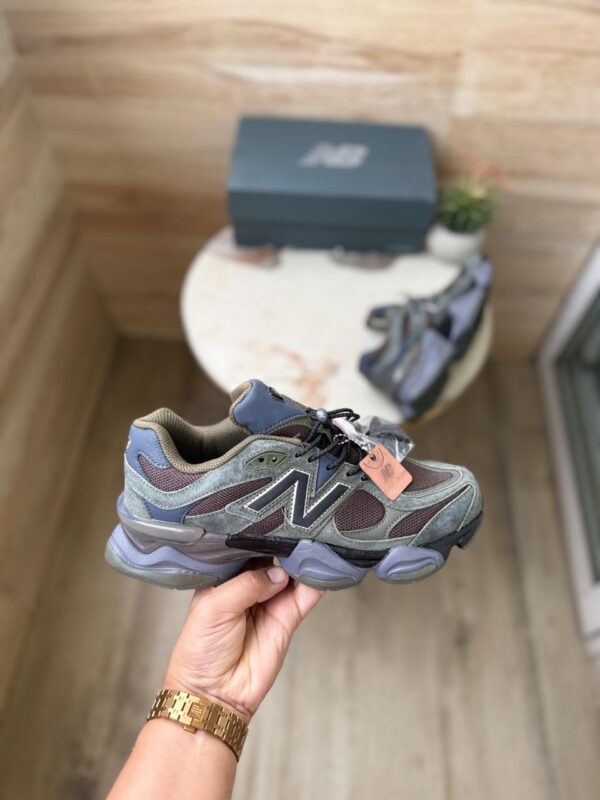 NEW BALANCE 9060 DARK MOSS